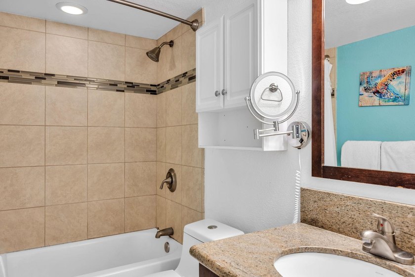 Inviting one-bedroom, one-bath condo in the highly regarded Maui - photo 17