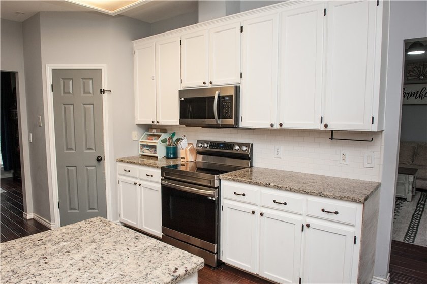 **Motivated Seller!** Spacious, updated, and move-in ready, this - photo 10
