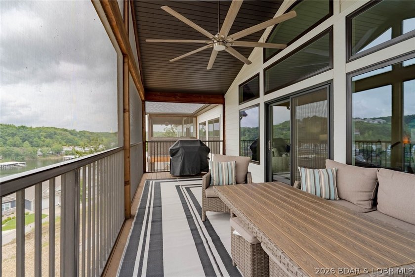 Prime Lake View Villa at The Villas at Tuscany! This barely used - photo 25
