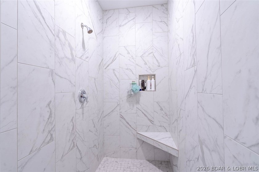 Prime Lake View Villa at The Villas at Tuscany! This barely used - photo 28