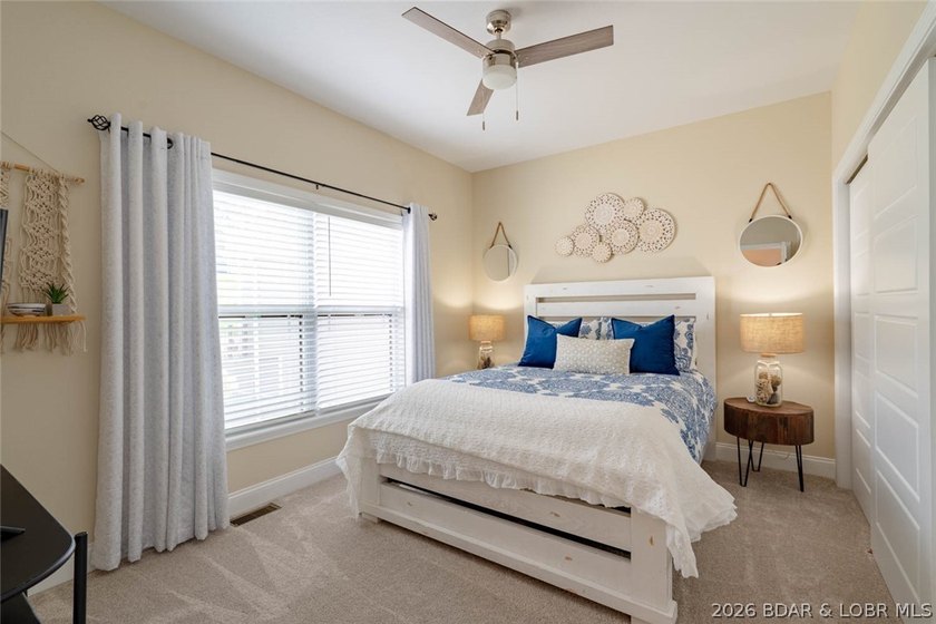Prime Lake View Villa at The Villas at Tuscany! This barely used - photo 32