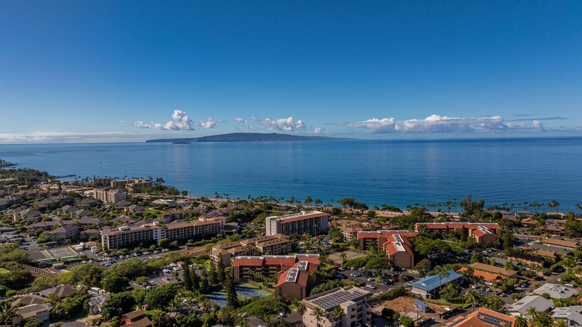 Inviting one-bedroom, one-bath condo in the highly regarded Maui - photo 38