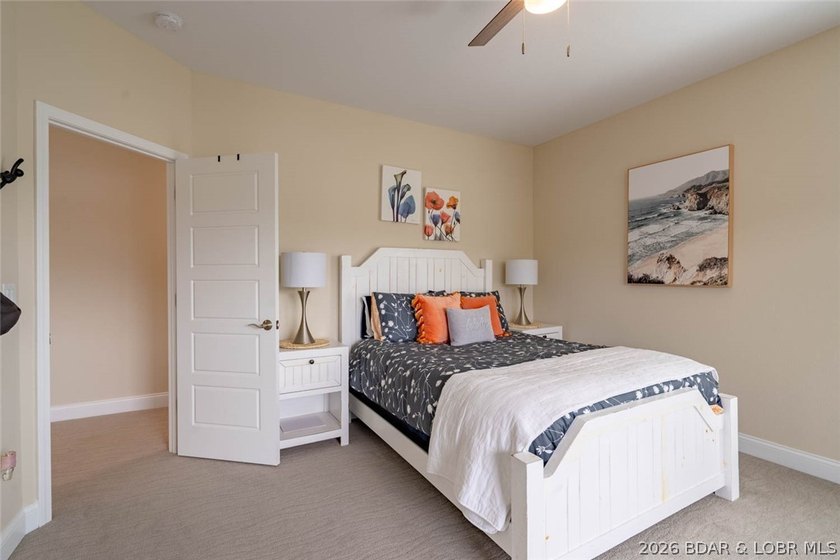 Prime Lake View Villa at The Villas at Tuscany! This barely used - photo 42