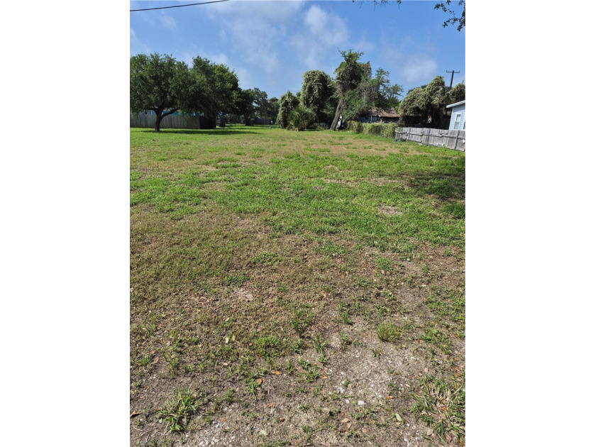 Ready to build . Centrally located with easy access to all - photo 3