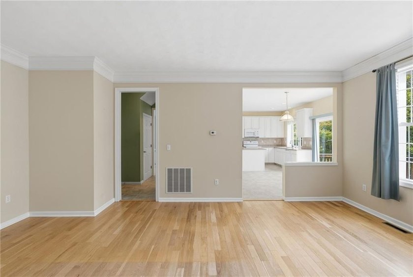 Welcome to Westford Woods! This beautifully maintained 4-bedroom - photo 12