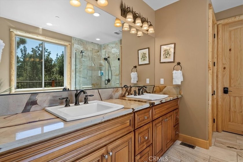 1020 Heritage Trl - photo 15