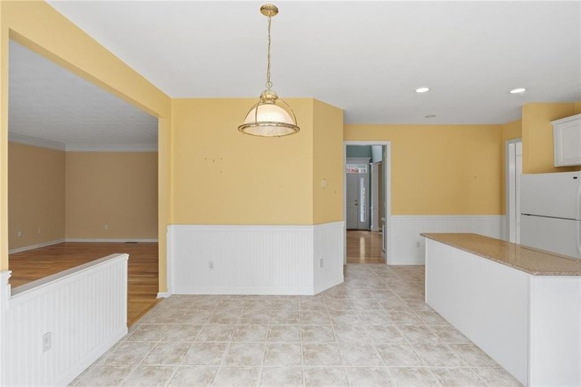 Welcome to Westford Woods! This beautifully maintained 4-bedroom - photo 18
