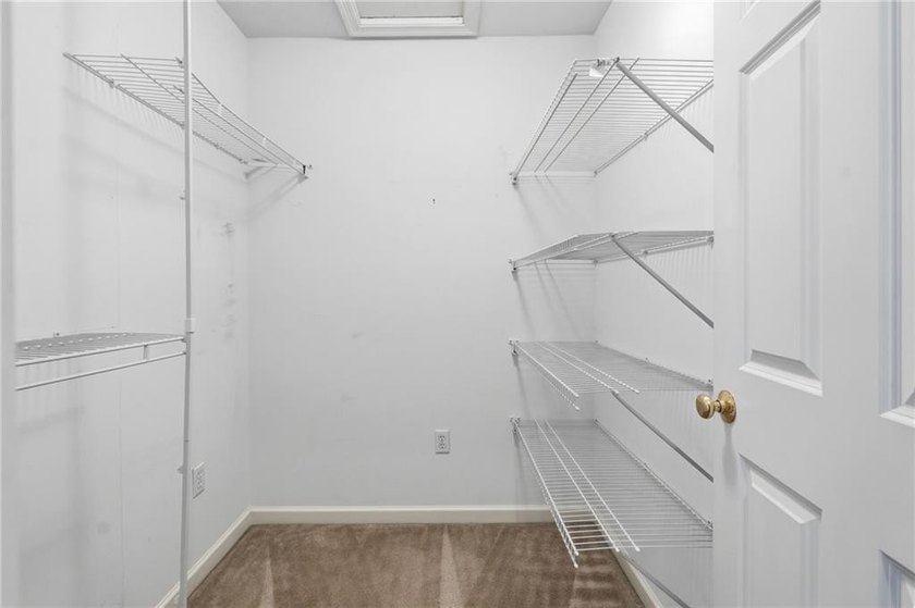 Welcome to Westford Woods! This beautifully maintained 4-bedroom - photo 29