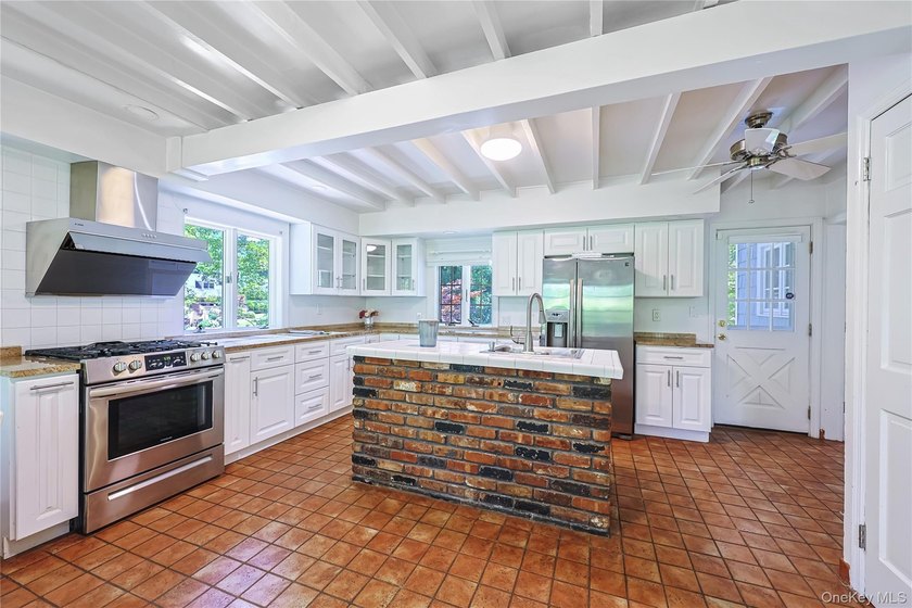 Sunny, spacious, and beautifully updated, this 4-level Center - photo 14