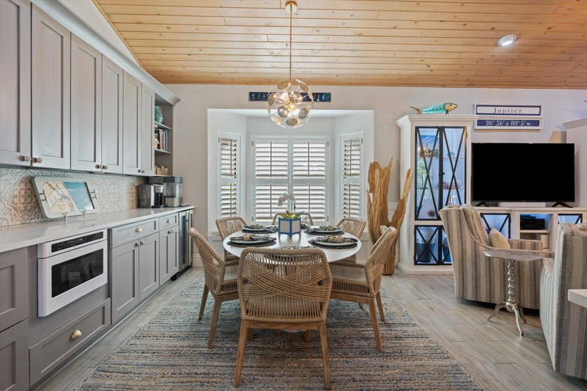 Resort-style living in Heritage Oaks. Located behind the 24-hour - photo 15