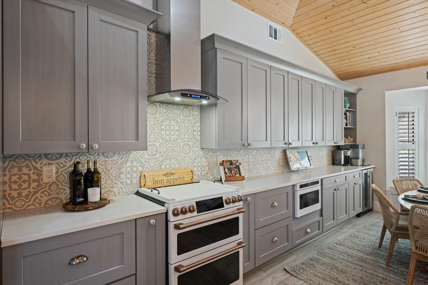 Resort-style living in Heritage Oaks. Located behind the 24-hour - photo 17