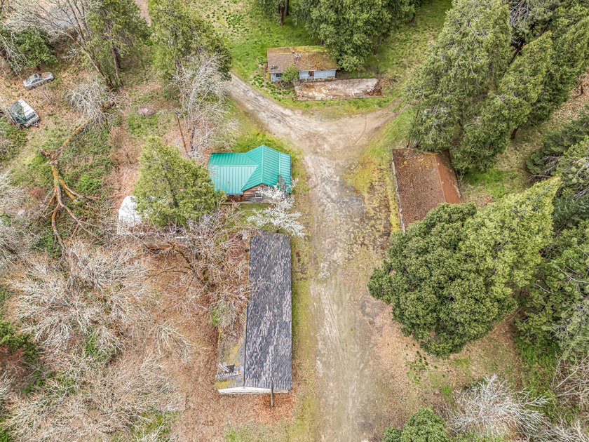 A rare, accessible Southern Oregon commercial/residential - photo 39