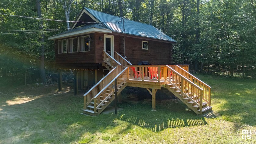 Beautifully renovated Adirondack chalet with no rental - photo 25