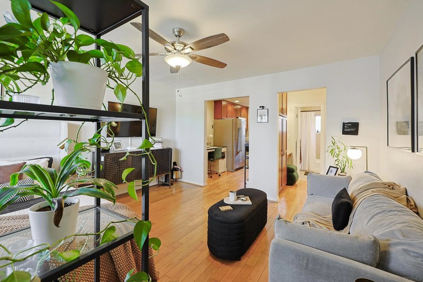 Welcome to this functional and stylish VA-approved studio condo - photo 12