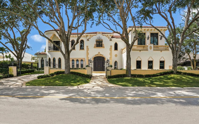 This extraordinary estate at 370 Eagle Drive feels like a - photo 13