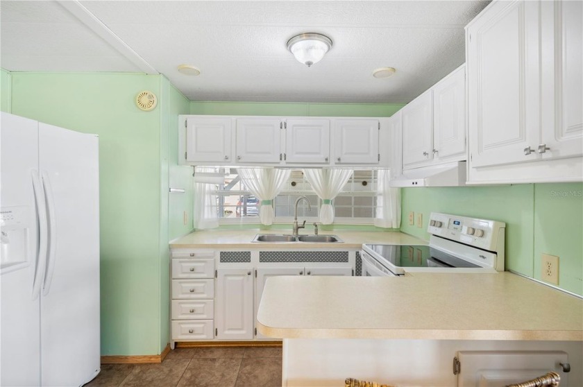 Spacious Retreat at Saddlebag Lake Resort!

Welcome to your - photo 16