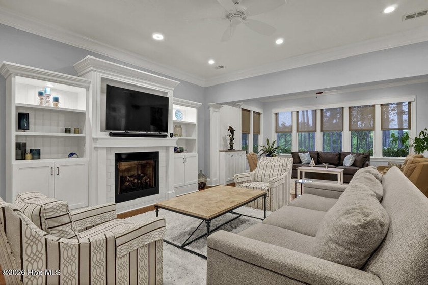 Welcome to this exceptional 4 bedroom, 3.5 bath home overlooking - photo 8