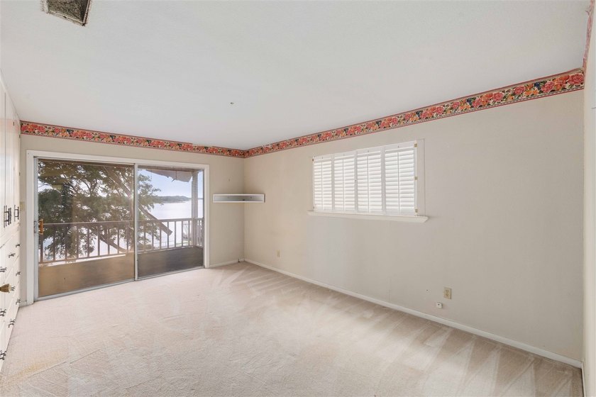 Just in time for Summer to enjoy this charming Lake Brownwood - photo 22
