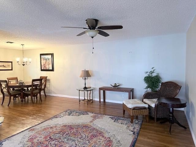 CONDO BEAUTIFUL!! This partially furnished end condo is updated - photo 24