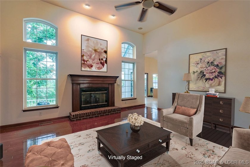 Contractor-built home with attention to detail in The Estates - photo 5