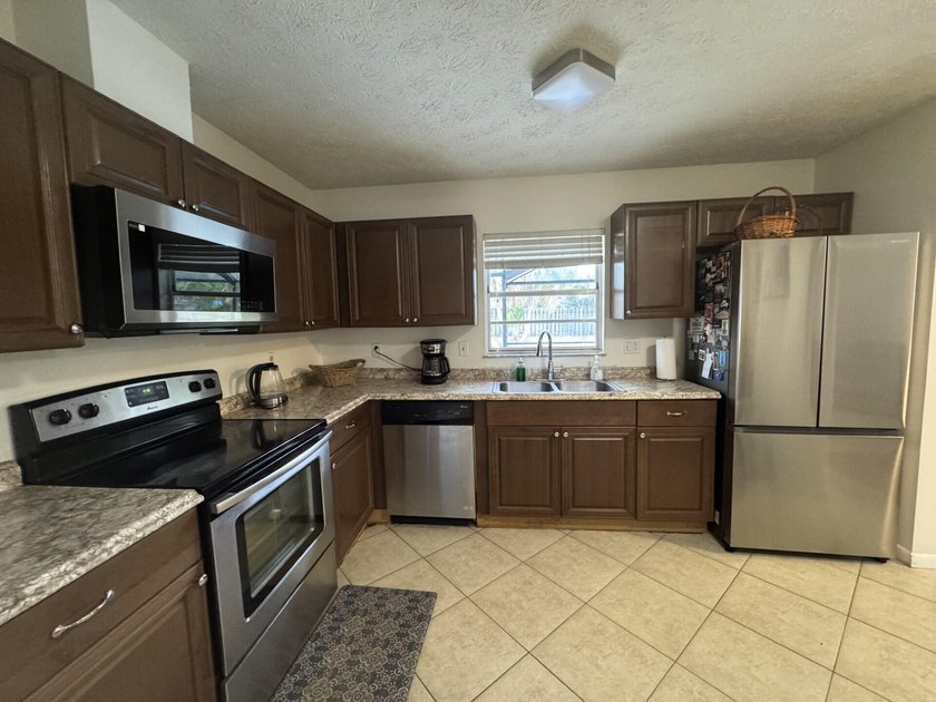 882 SE Walters Terrace - photo 13