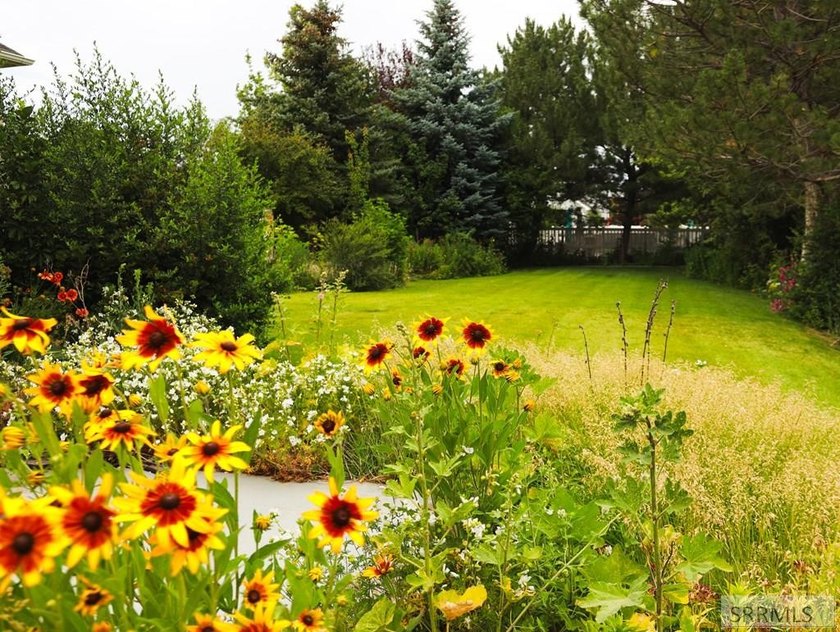 Nestled within one of Idaho Falls' most prestigious and peaceful - photo 11