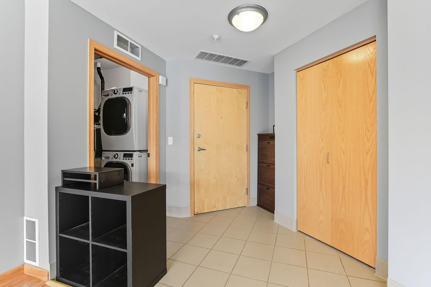 Welcome to this well-maintained 1-bedroom, 2-bath - photo 20