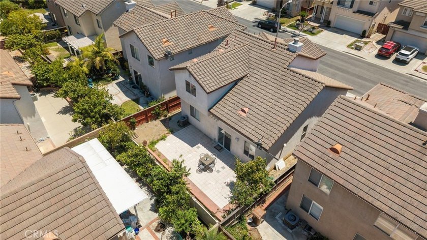 Stunning beautifully upgraded single family detached home in the - photo 42