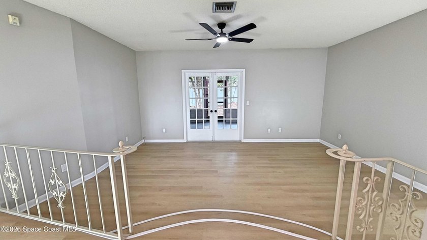 Welcome to 4205 Grovewood Ln! This stunning, move-in-ready - photo 7