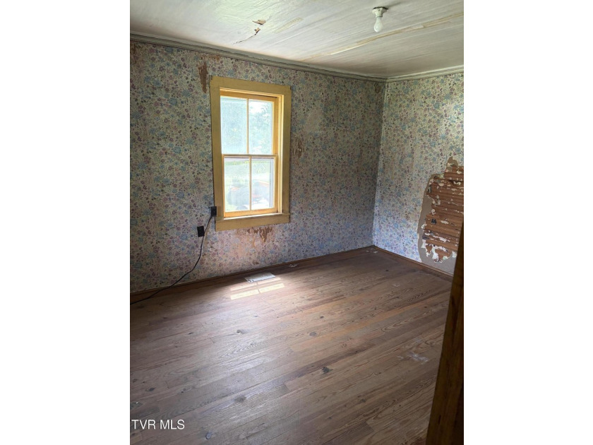 Don't miss this rare opportunity to own the mini farm you've - photo 11