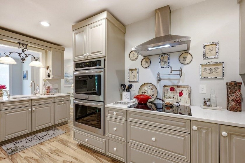 Fantastic opportunity to own a 4 bedroom/3 bath home in the - photo 13