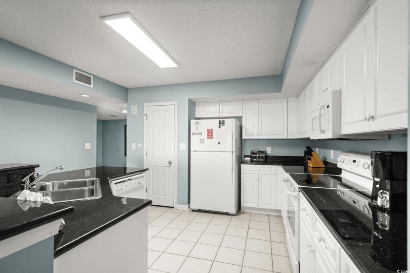 Incredible opportunity to purchase this 3 bed 3 bath waterway - photo 16