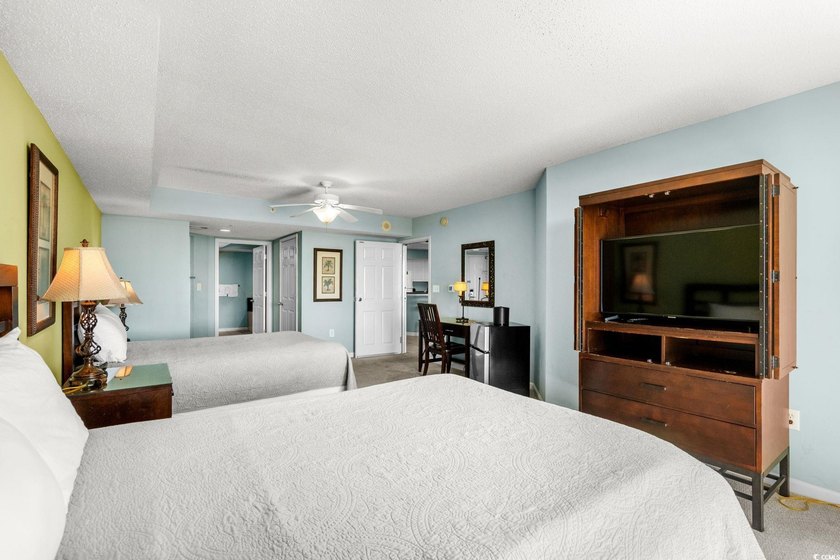 Incredible opportunity to purchase this 3 bed 3 bath waterway - photo 24