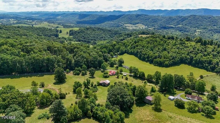 Don't miss this rare opportunity to own the mini farm you've - photo 25