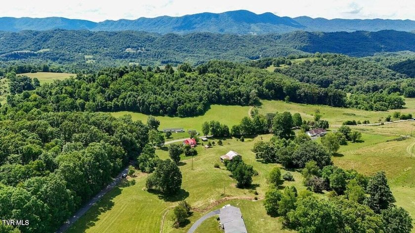Don't miss this rare opportunity to own the mini farm you've - photo 26
