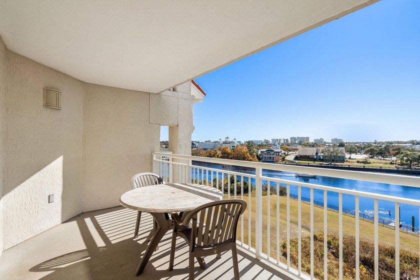 Incredible opportunity to purchase this 3 bed 3 bath waterway - photo 27