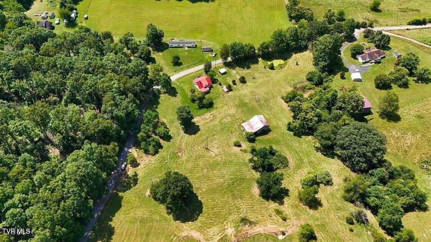 Don't miss this rare opportunity to own the mini farm you've - photo 27