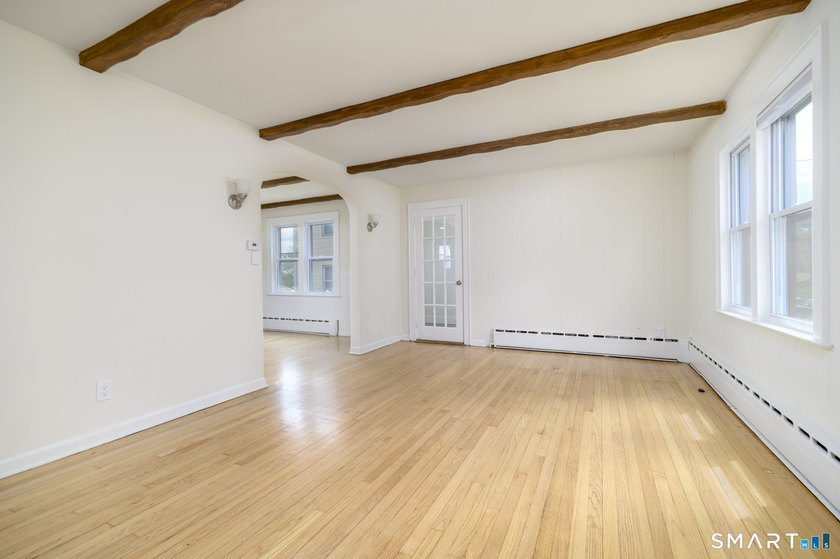 Welcome to 206 Ridgefield Ave located in Mill Hill neighborhood - photo 6
