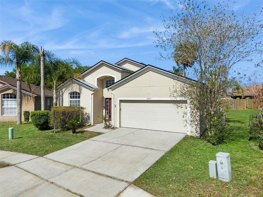 Freshly updated 3-bedroom, 2-bath home with 2-car garage on a - photo 4