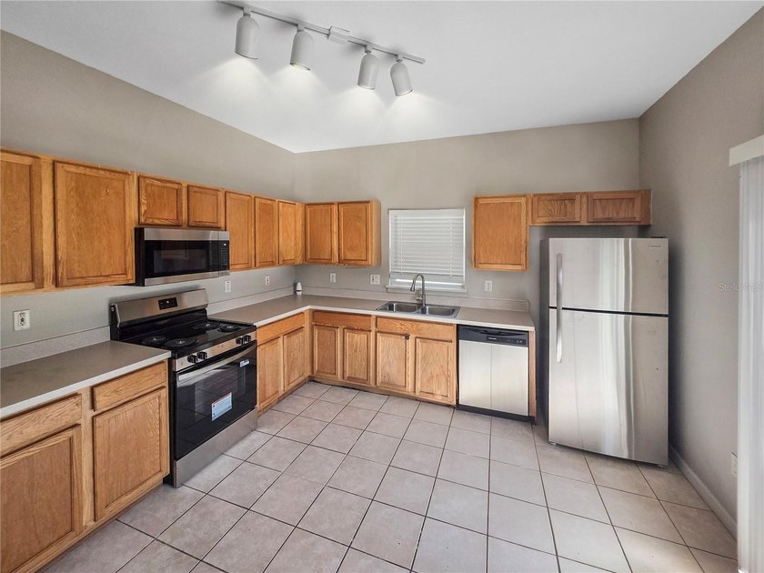 Freshly updated 3-bedroom, 2-bath home with 2-car garage on a - photo 9