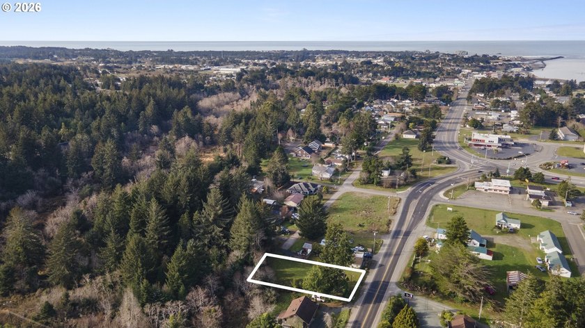 Prime Bandon development opportunity! Ready to build! Cleared - photo 6