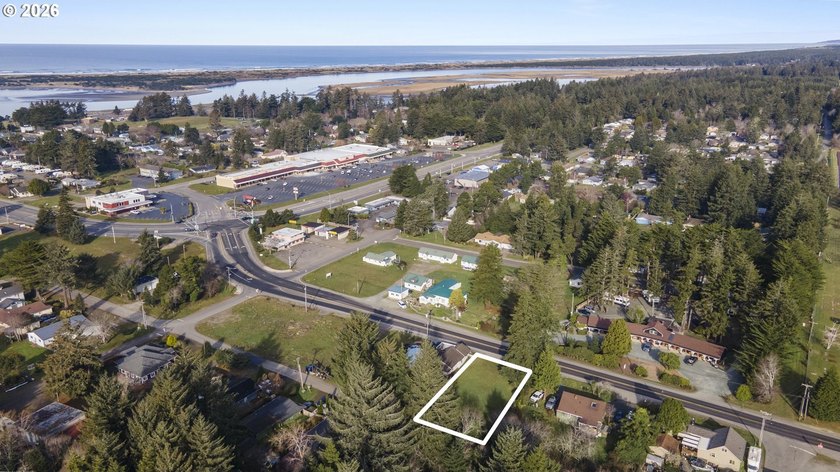 Prime Bandon development opportunity! Ready to build! Cleared - photo 8