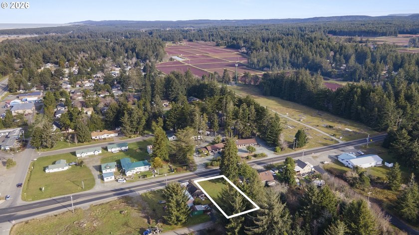 Prime Bandon development opportunity! Ready to build! Cleared - photo 9