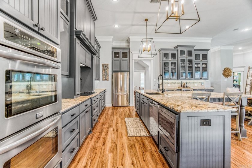Experience luxury living with breathtaking Arkansas River views - photo 15