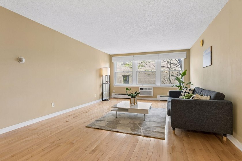 Welcome to the Lowry Hill Park Condominiums! Located directly - photo 7
