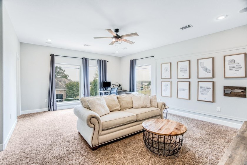 Experience luxury living with breathtaking Arkansas River views - photo 41