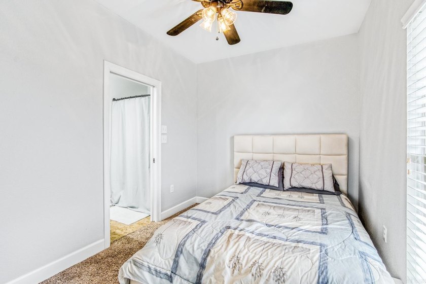 Experience luxury living with breathtaking Arkansas River views - photo 43