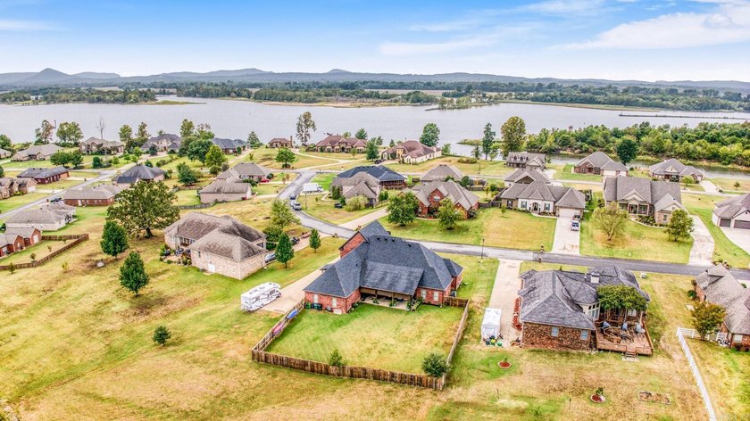 Experience luxury living with breathtaking Arkansas River views - photo 45