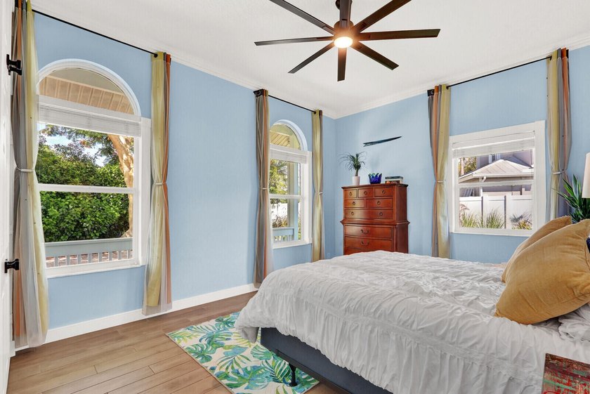 Experience the charm of a Key West-inspired retreat in the heart - photo 20