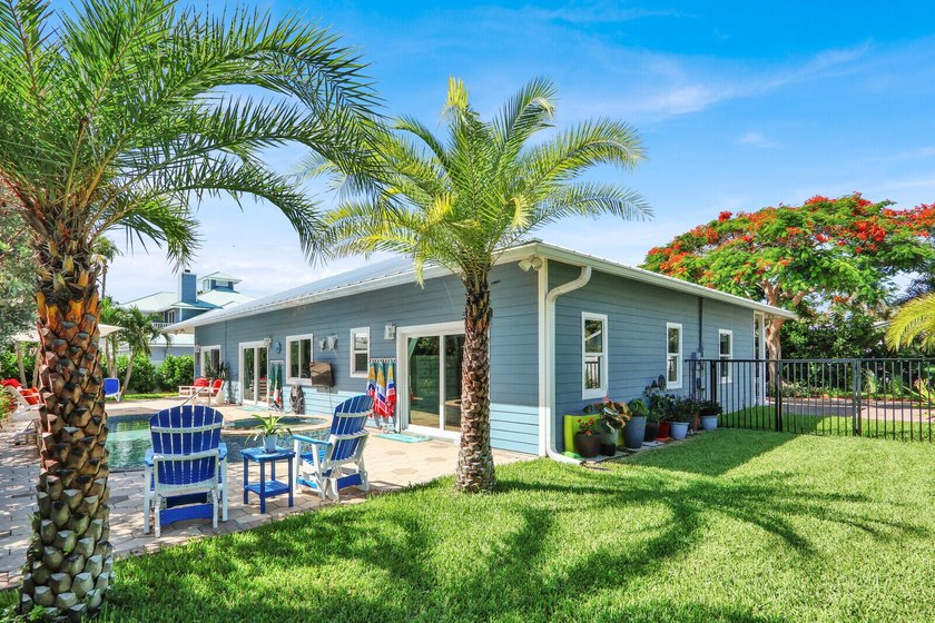 Experience the charm of a Key West-inspired retreat in the heart - photo 37